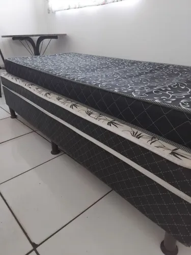 Base de cama box mais colchão solteiro