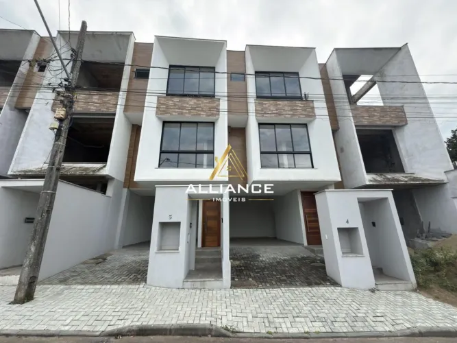 SOBRADO TRIPLEX | VILA LENZI