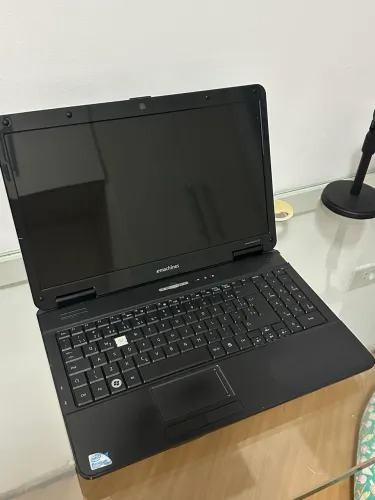 Notebook eMachines E725