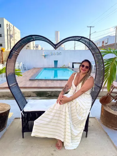 Apartamento com Piscina