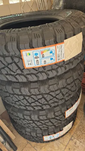04 PNEUS ZERO 265 70 R16 OFF ROAD