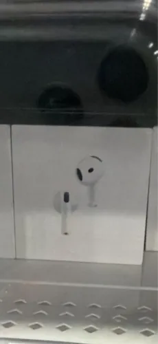 AirPods série 4 novo