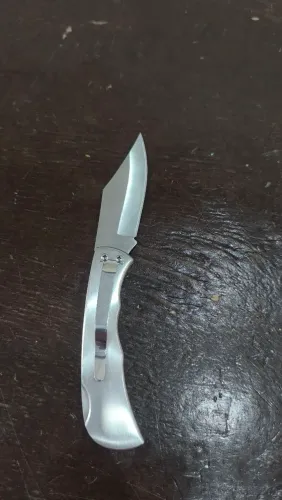 Canivete Inox De Bolso Retrátil Com Presilha E Trava.