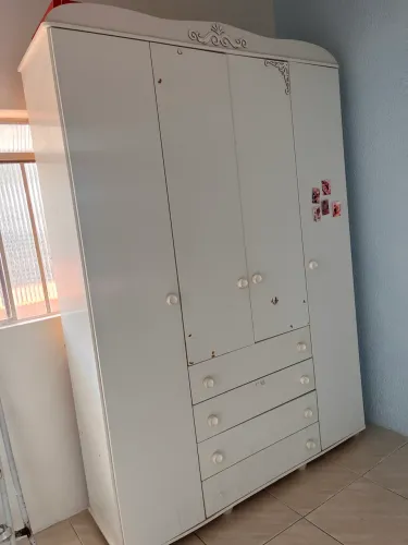 Guarda roupa infantil 