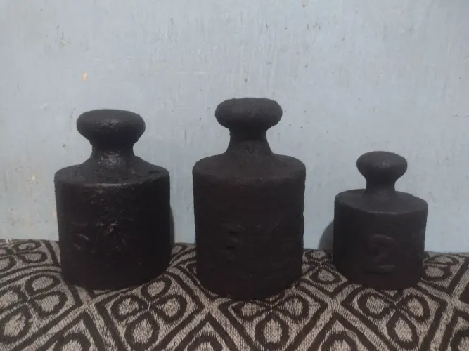 Lote Com 3 Pesos Antigos De Ferro