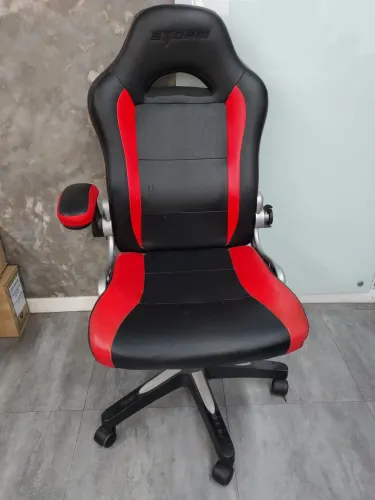 Cadeira Storm sem um braço