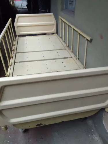 Cama Hospitalar com controle remoto