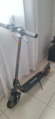 Patinete Elétrico HoneyWhale 500W 32km/h 30km autonomia