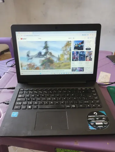 VENDO ESTE NOTEBOOK DA INTEL POSITIVO SÓ 399,00