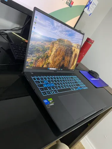 Notebook Asus Gamer V16 V3607 Nvidia RTX 4050 Intel Core 5 210h 16gb Ram 1TB SSD 