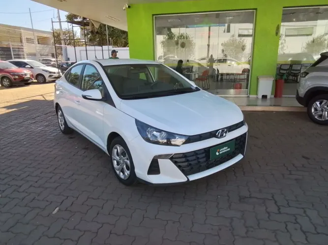 Hyundai HB20S Comfort Plus 1.0 TB Flex 12V Mec. 2025