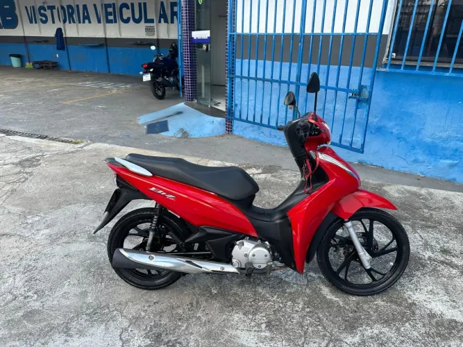 Vendo Biz 2024 única dona com 12 mil km