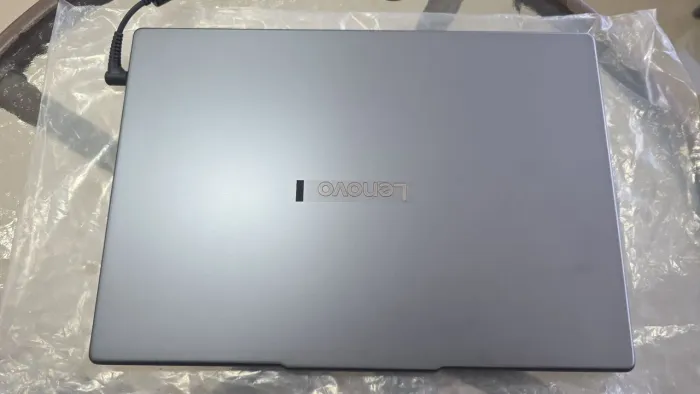 Notebook com 3 meses de uso