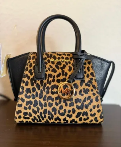 Bolsa Michael kors nova
