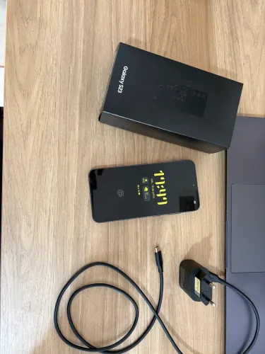 Galaxy s23 5G 256gb 8gb de RAM