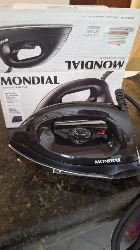 Liquidificador e ferro de passar 110v