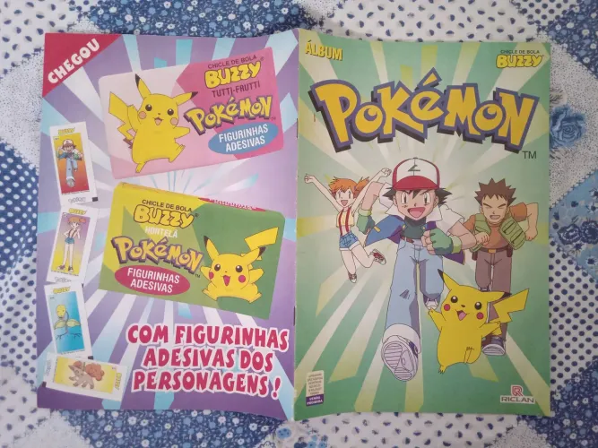Álbum de figurinhas Buzzy Pokemon