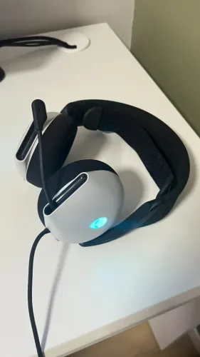 Headset Gamer Alienware AW520H com Fio RGB Dolby Atmos