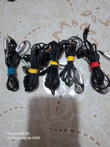 Fone de ouvido com fio mini p2 estéreo 