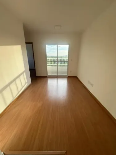 Vende- se Apartamento chapada Raveira com varanda - Bairro Bela Marina