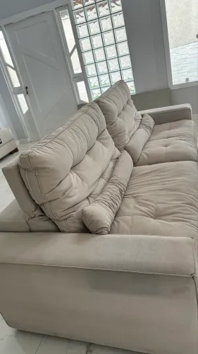 Vendo sofá retrátil muito confortável