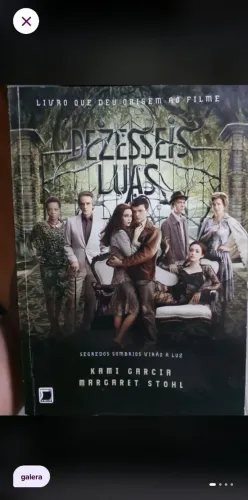 Livro Dezesseis Luas