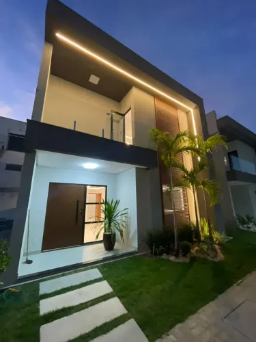 Casa em Condomínio Fechado Buraquinho