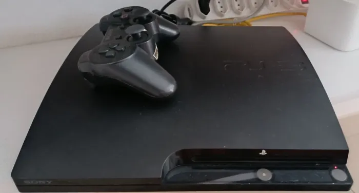 PlayStation 3 Slim