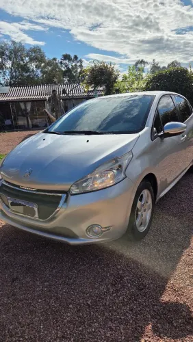 Peugeot 208 Active/active Pack 1.5 Flex 8V 5P 2014