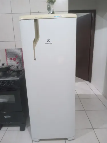 Geladeira de uso buen estado funcionando perfeito