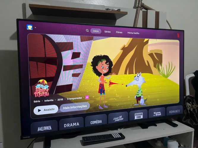 Tv Toshiba, 43 polegadas, smart e Android