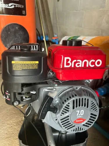 Motor de popa barco