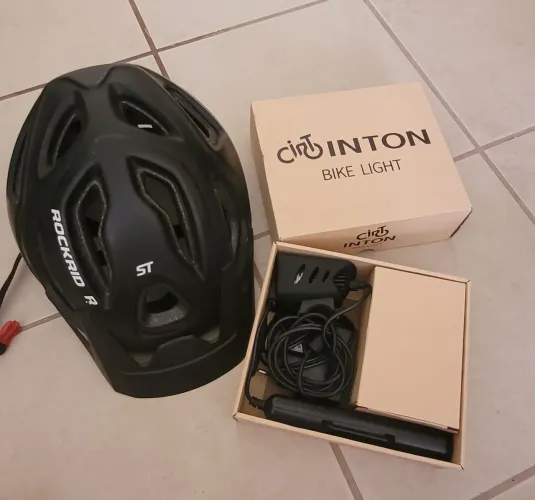 Capacete + Lanterna Bike 
