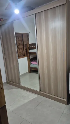 Guarda Roupa