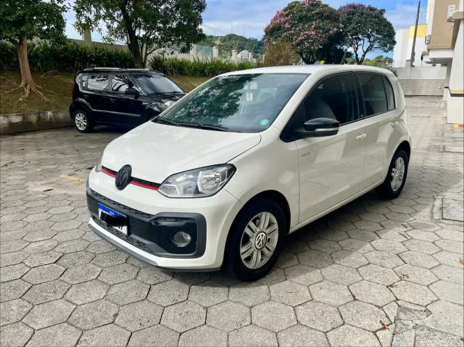 Volkswagen Up! Move 1.0 TSI Total Flex 12V 5P 2018