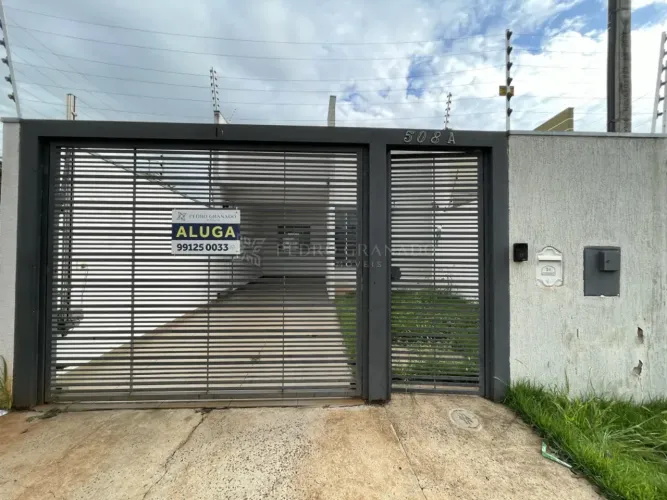 Casa 03 Dormitórios - Jardim Itália II