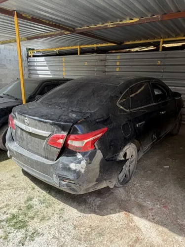 Vendo peças de Sentra 2017 com documento 