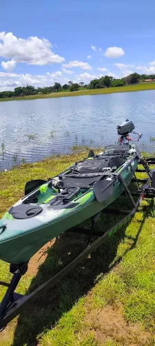  Caiaque Caiman 135 Duplo + Motor Hidea 3HP + Carretinha 
