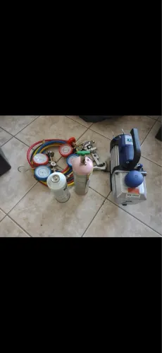 Kit Completo para Refrigeração e Ar-Condicionado - Bomba de Vácuo + Manifold + Acessórios