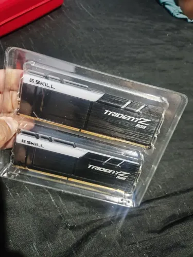 Memória gskill tridentz ddr4 2x8 3200mhz 