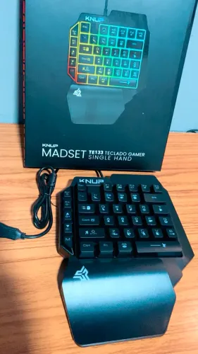Teclado gamer Rgb mobilador
