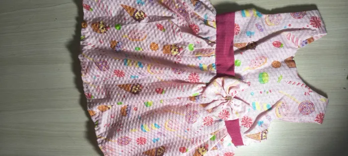 Desapego roupas bebe 0-6 meses e 6-12 meses.