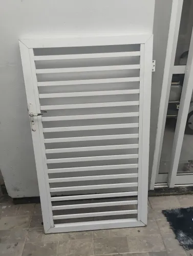 Portao Em Aluminio A 1,40x080