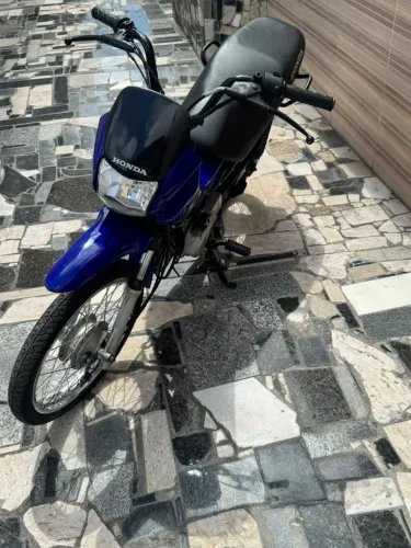Moto Em perfeitas condições