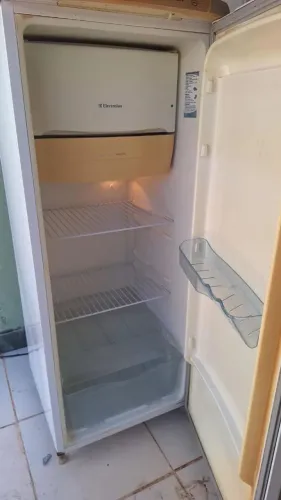 Geladeira Electrolux faço Entrega 