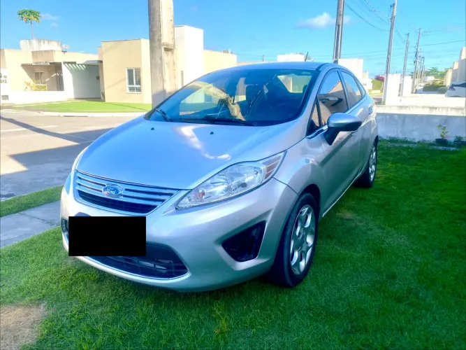Ford Fiesta Sedan SE 1.6 16V Flex 4P 2012