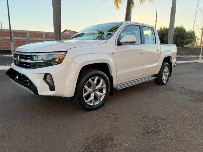 Volkswagen Amarok Highline CD 3.0 4X4 TB Dies. Aut. 2025