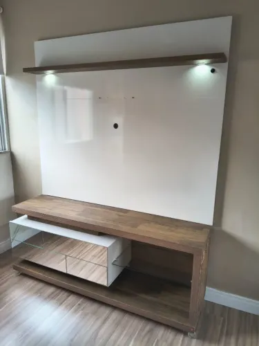 Rack e painel