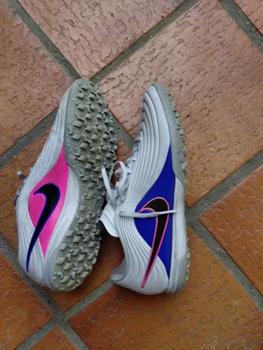 Chuteira Nike Tiempo Socyte 41