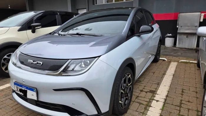 BYD DOLPHIN PLUS 2025 - TOP DE LINHA | IMPECÁVEL 27 mil KM Sem Detalhes